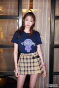 关晓彤的脚非常完美，林淼珂的画面并不好，因