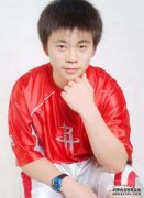 你还记得Happy Planet的“胖兄弟”吗？他今年26岁，