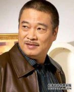周星驰对吴梦达的合作机会做出了积极的反应。