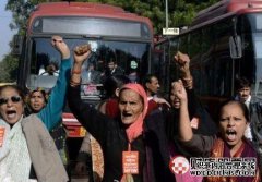 印度历史上最令人震惊的“黑色巴士违规事件”