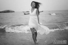 女人对你没有意义，他们会有这些动作，男人会