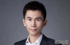 Woo Heechen的工资很低